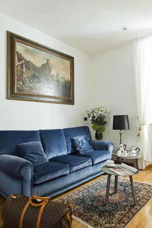 Πανσιόν Garibaldi Suites Piazza Di Spagna Ρώμη