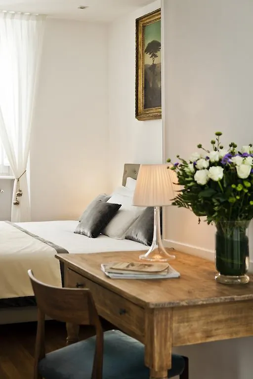Πανσιόν Garibaldi Suites Piazza Di Spagna Ρώμη