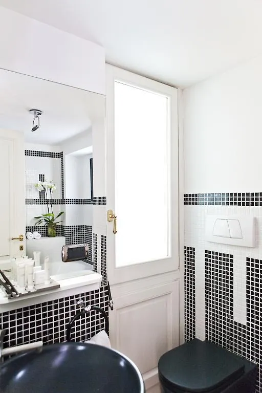 Πανσιόν Garibaldi Suites Piazza Di Spagna Ρώμη
